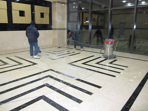 地板打蜡的步骤有哪些?